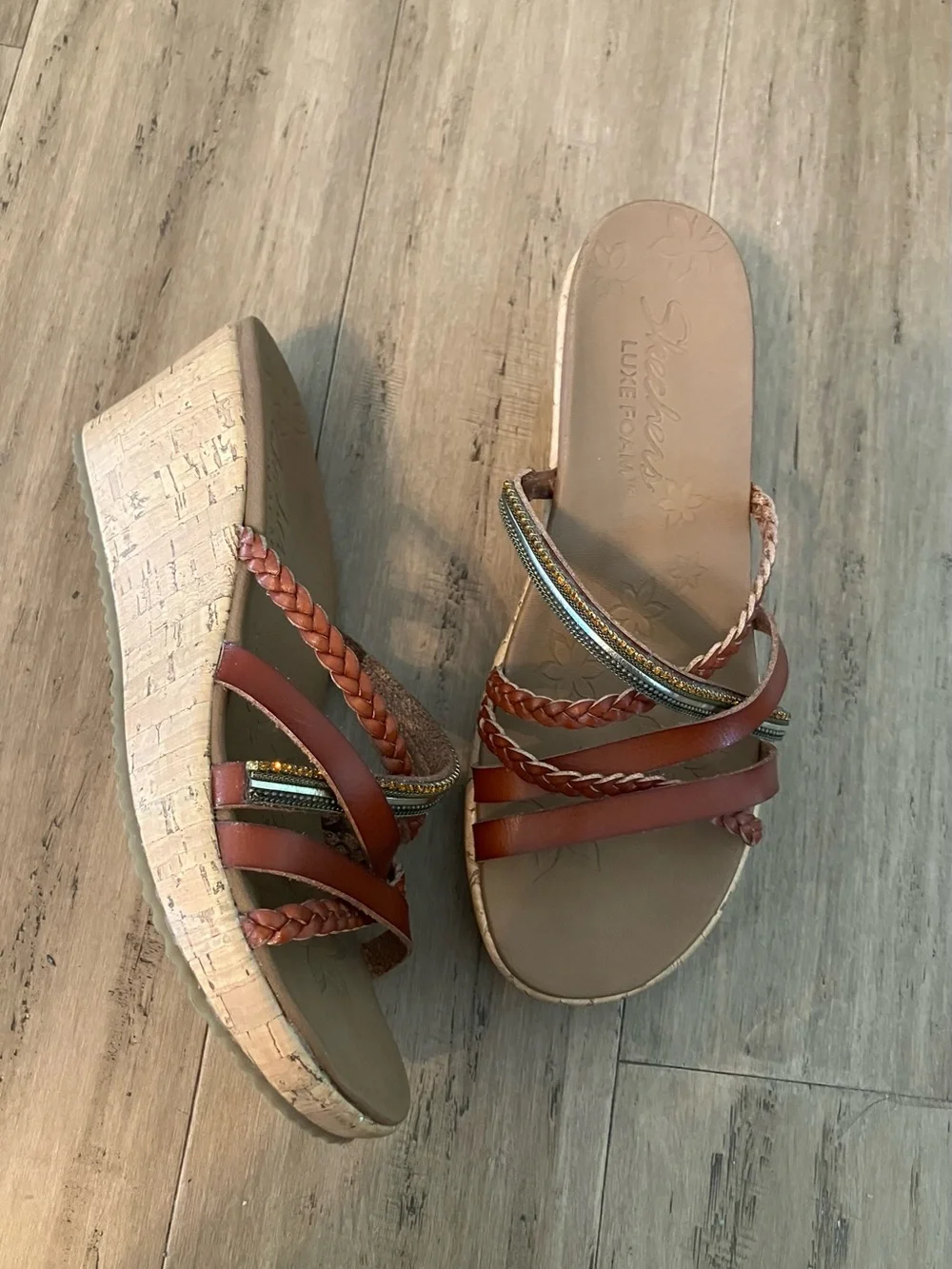 Skechers slide beaded strap detail women’s brown  sandals. Size 7 -9.25”  long